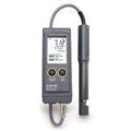 Medidor multiparametro pH/CE/TDS/C° rango bajo portátil. Modelo HI991300.