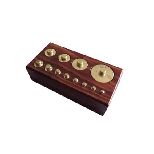 Marco de Pesas de Latón. Modelo CV039. Marca: aesa